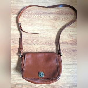 Roots vintage crossbody brown leather bag